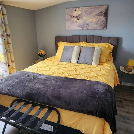 Family Ties Vacation Home - Rossy House Twillingate Eksteriør bilde