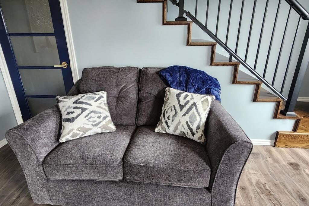 Family Ties Vacation Home - Rossy House Twillingate Eksteriør bilde